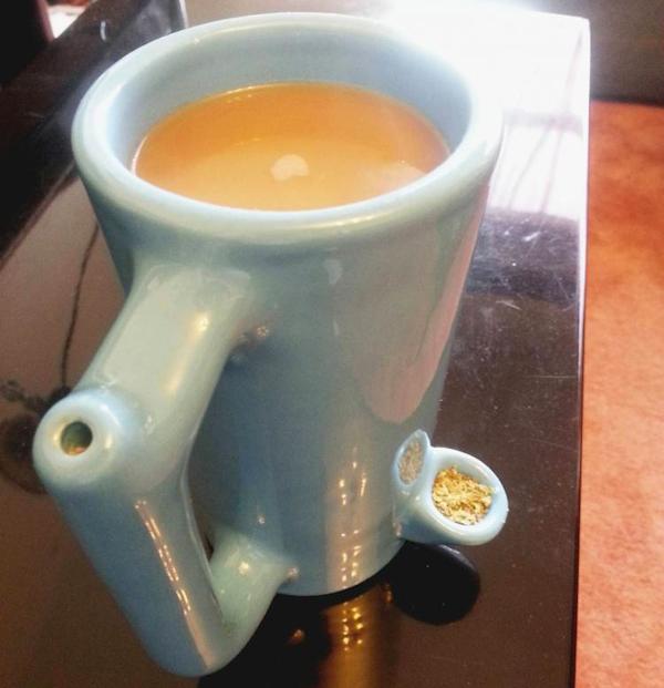 Mug pour fumer du cannabis