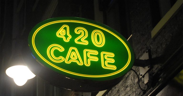 420 Café (de Kuil)