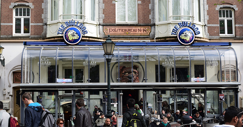 Coffeeshop Bulldog à Amsterdam