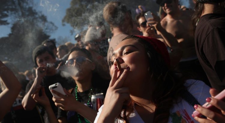 fumeurs cannabis