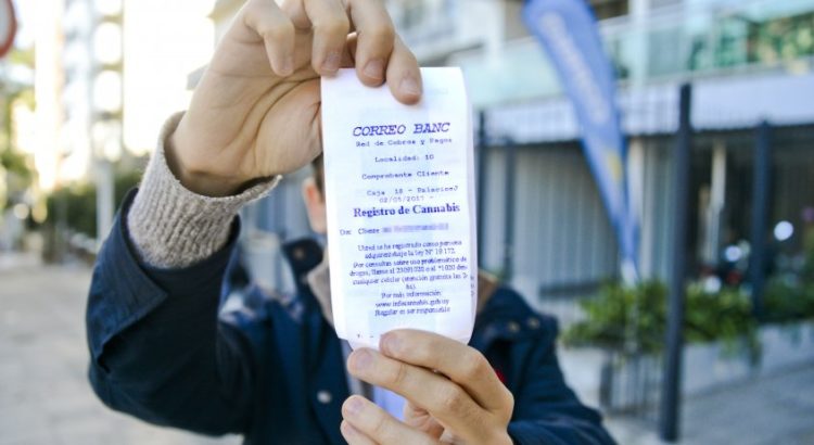 L'uruguay invite les fumeurs à s'inscrire sur le Registre du cannabis