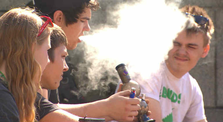 cannabis consommation adolescente