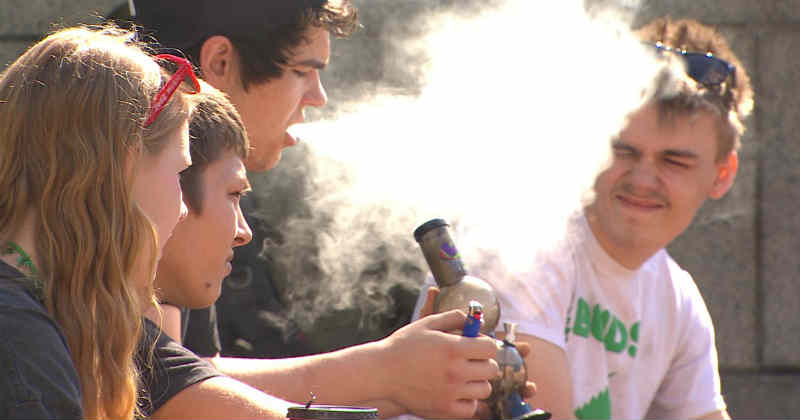 cannabis consommation adolescente