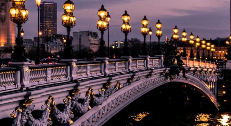Paris bientôt ville test pour la légalisation du cannabis
