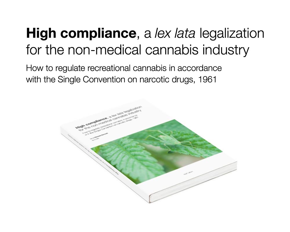 Couverture de High Compliance