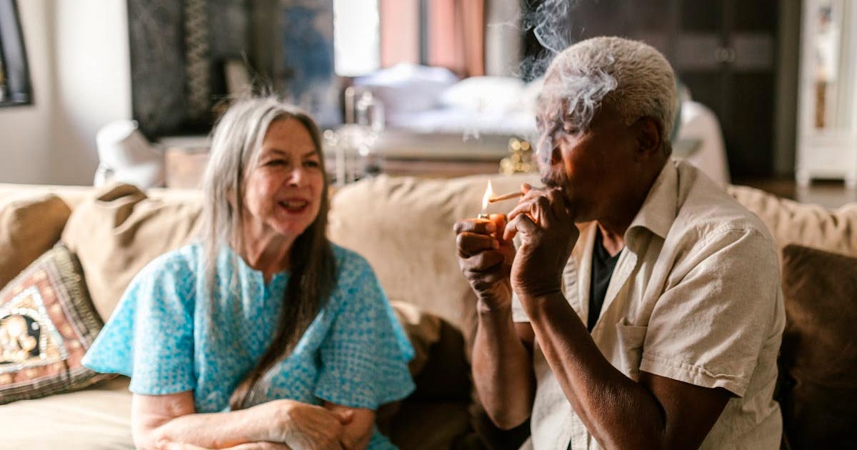 Seniors consommateurs de cannabis